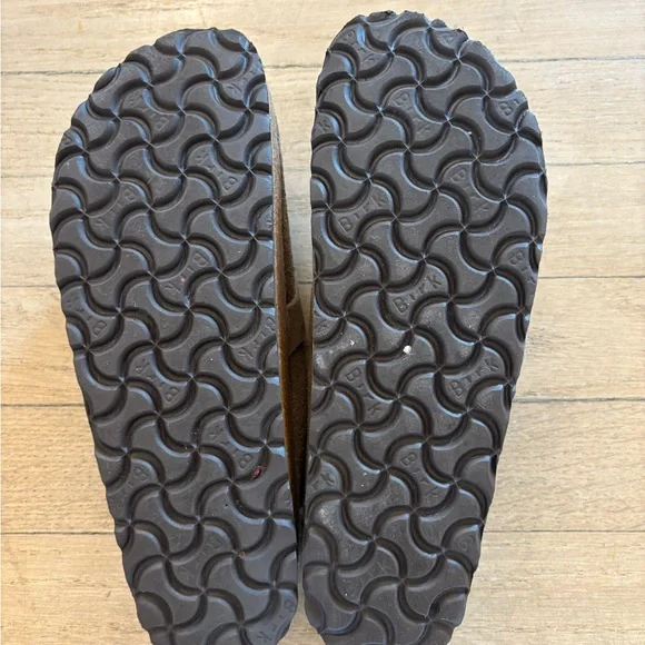 Birkenstock Tan Moccasins / Mules with Buckle - Picture 4 of 4